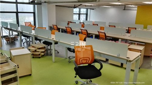 壹品歐迪時(shí)尚辦公家具為冠培教育提供的職員區(qū)辦公家具 壹品歐迪時(shí)尚辦公家具為冠培教育提供的職員區(qū)辦公家具