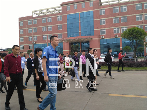壹品歐迪辦公家具帶你領(lǐng)略&ldquo;中國十大牛商&rdquo;企業(yè)-正恒動(dòng)力