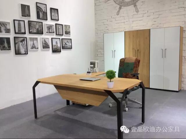 如何為辦公室挑選飾品擺件？