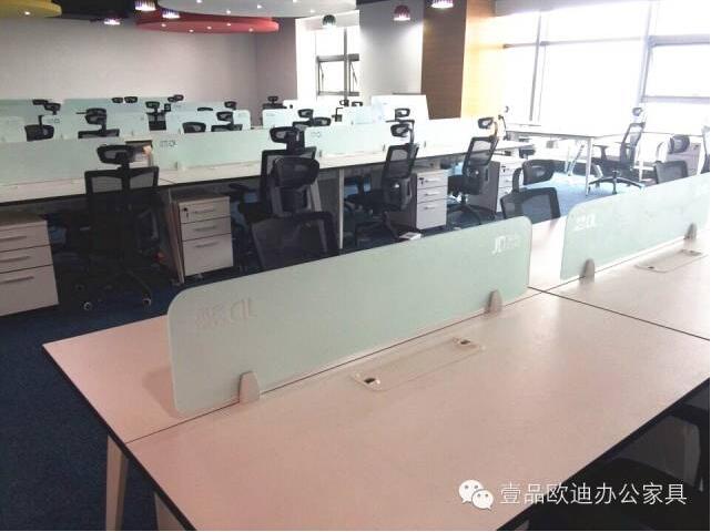 【央視新聞客戶端】京東JD讓老百姓放心網(wǎng)購，壹品歐迪讓京東JD綠色辦公