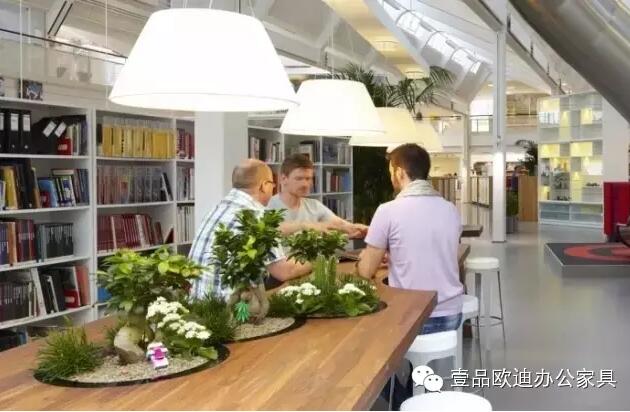 為什么辦公室里一定要養(yǎng)植物？-壹品歐迪辦公家具