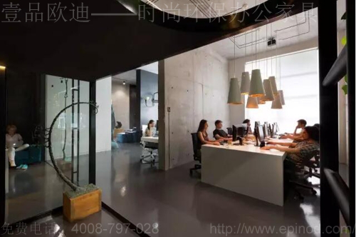 這么高逼格的辦公環(huán)境，我打滿分&mdash;&mdash;成都辦公家具廠家壹品歐迪分享